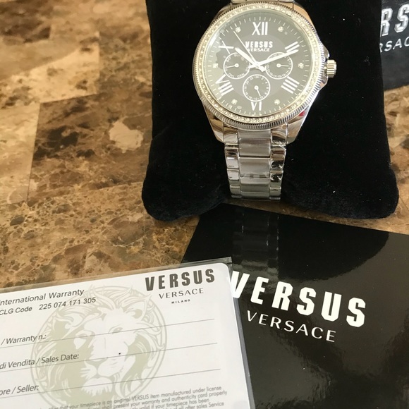 Versace watch - Picture 3 of 4